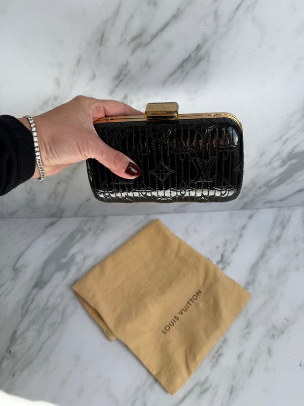 Louis Vuitton Clutch