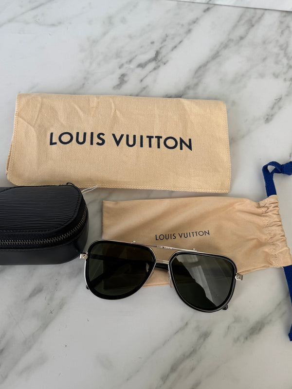 Louis Vuitton Duo Pilot Sunglasses