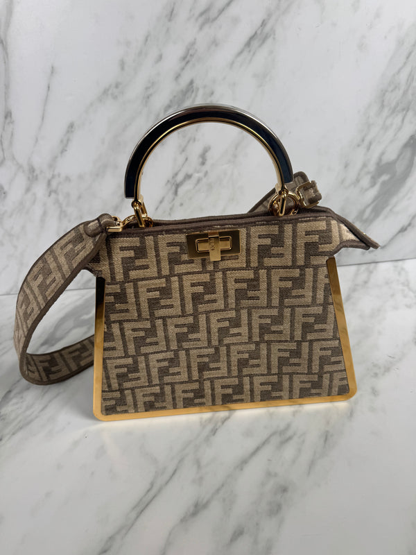 Fendi - Peekaboo